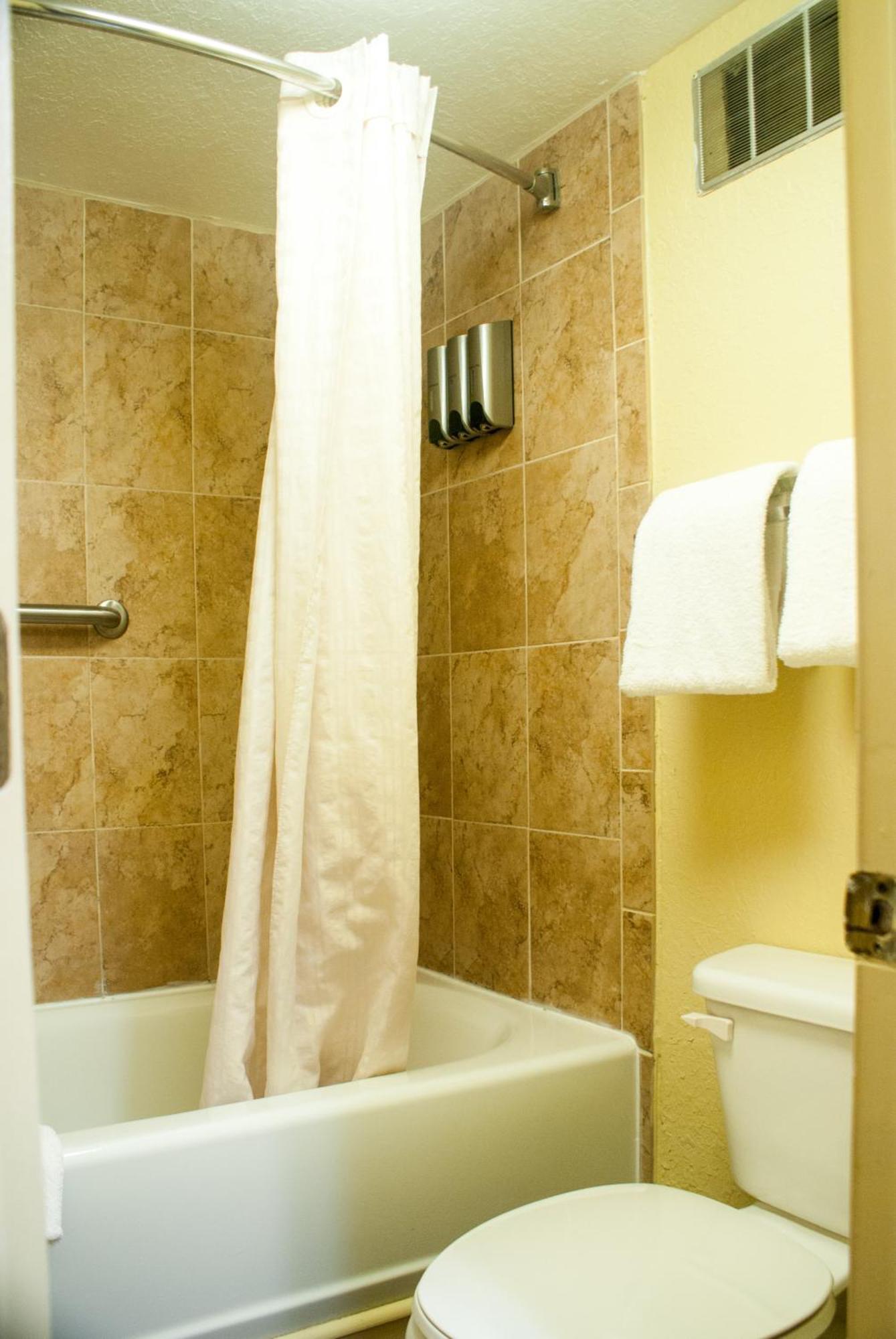 Polynesian Inn セント・クラウド 部屋 写真