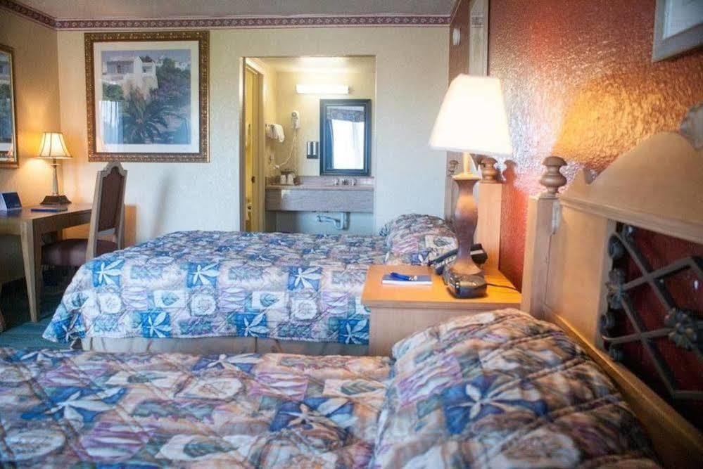 Polynesian Inn セント・クラウド エクステリア 写真
