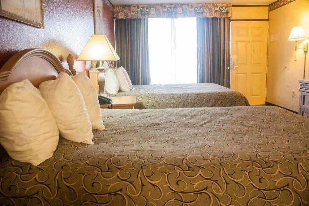 Polynesian Inn セント・クラウド エクステリア 写真